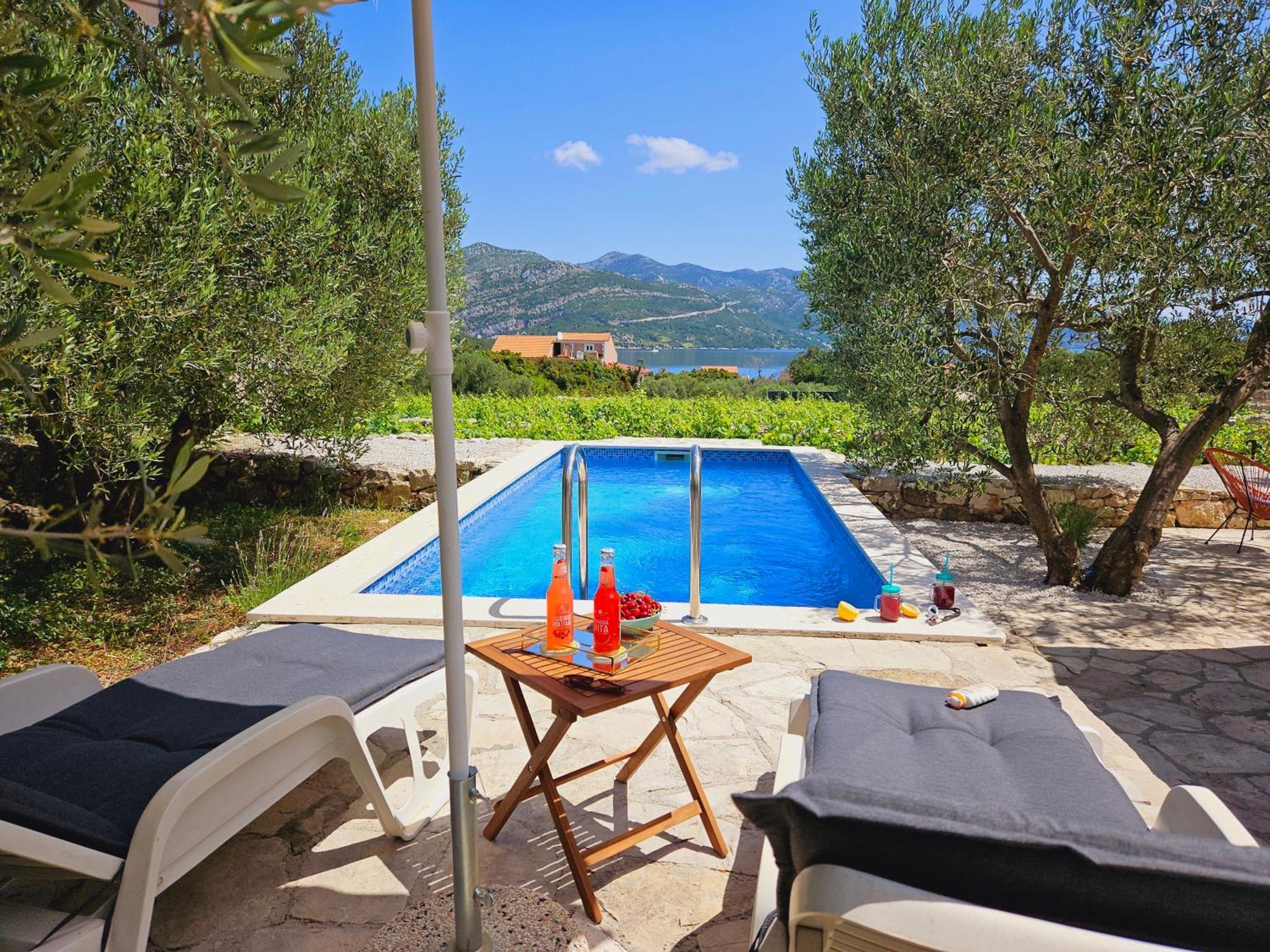 Vineyard House & Olive Grove House Villa Račišće Exteriör bild