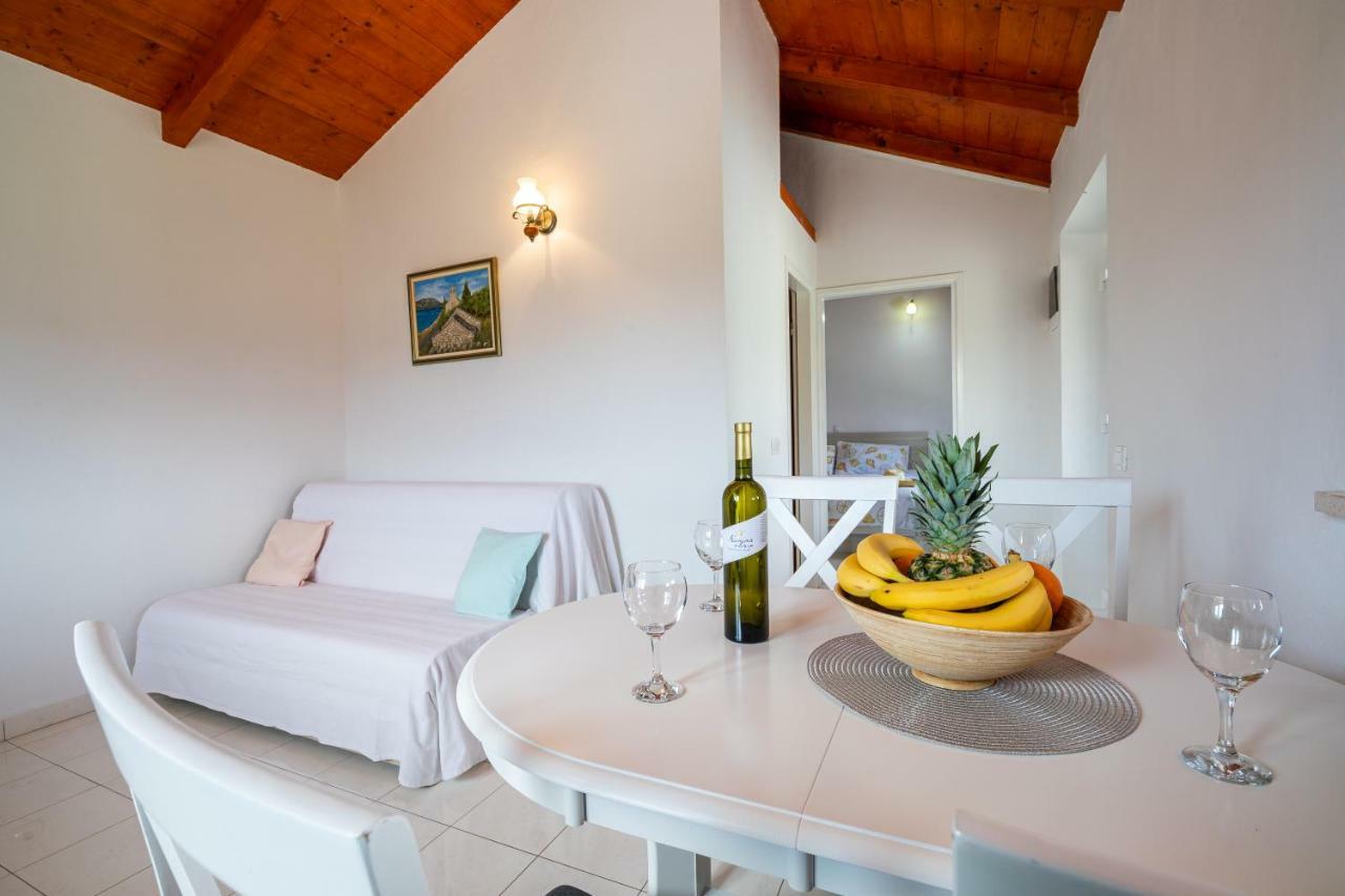 Vineyard House & Olive Grove House Villa Račišće Exteriör bild